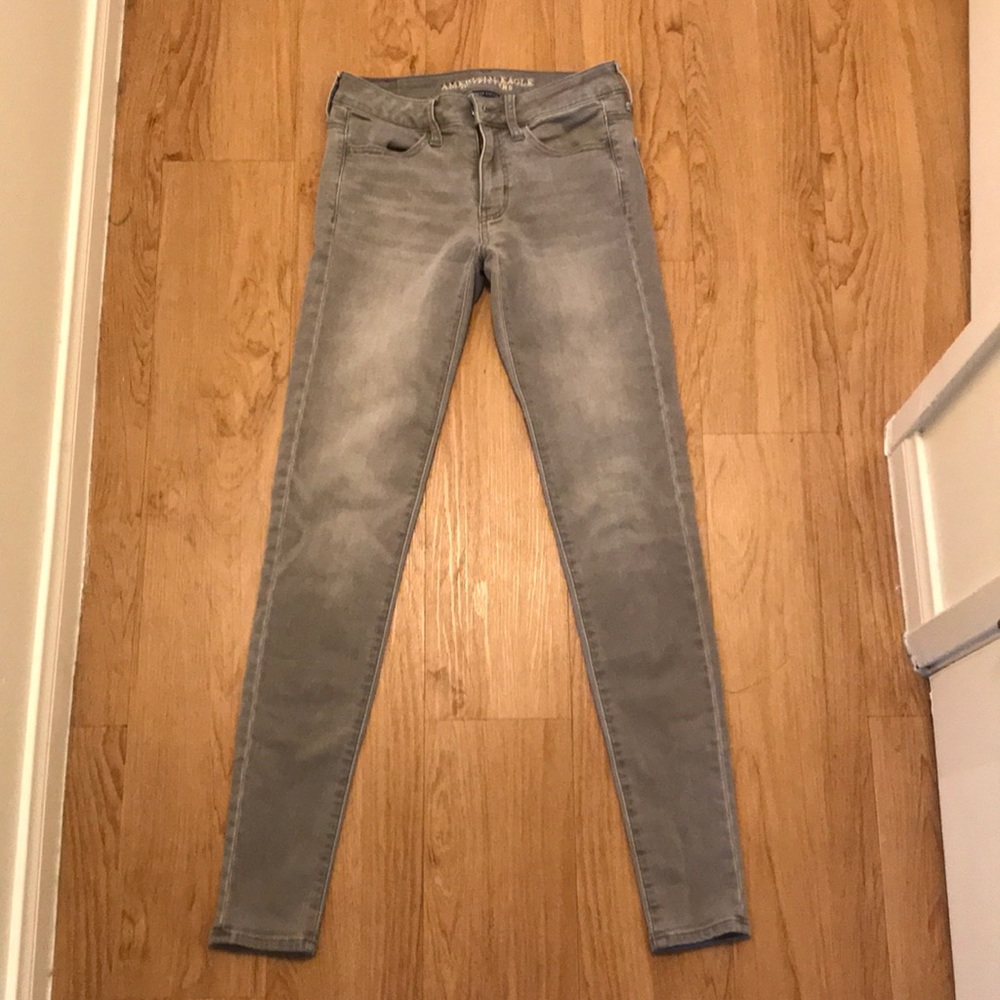 AE Super Stretch Grey Jeans